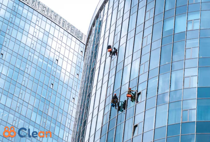 jasa cleaning service kaca gedung pasar minggu 